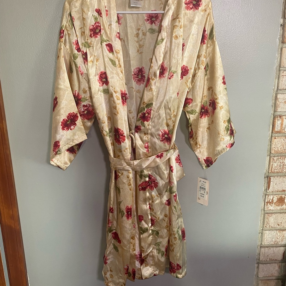 NWT Floral Satin chemise large satin nightgown and robe set floral MSRP $40